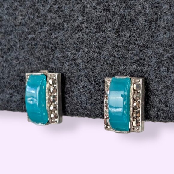 Vintage Green Glass & Marcasite Earrings - Picture 3 of 6